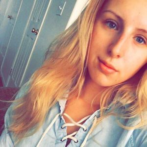 Meet your Posher, Aly